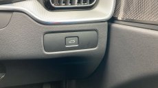 Volvo XC60 2.0 B4D Plus Dark 5dr AWD Geartronic Diesel Estate